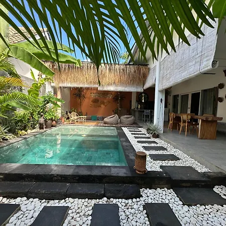 Villa Anyelir